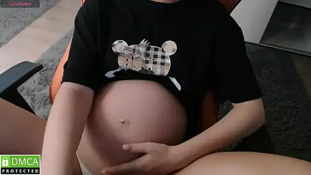 Crystalyss webcams show profile image 