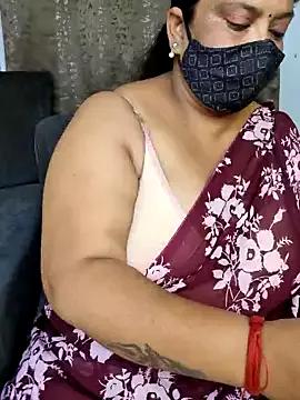 Girls: Stay up-to-date with the new immersive cumshows range and check-out the cutest escorts exhibit their wet clitoris and sweet physiques as they strip off and climax.