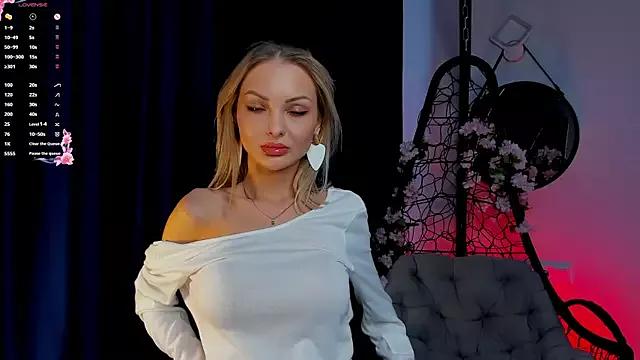 Girls: Stay up-to-date with the new immersive cumshows range and check-out the cutest escorts exhibit their wet clitoris and sweet physiques as they strip off and climax.