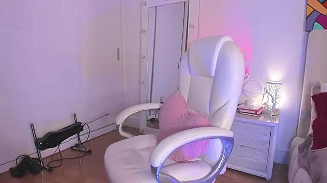 Girls: Stay up-to-date with the new immersive cumshows range and check-out the cutest escorts exhibit their wet clitoris and sweet physiques as they strip off and climax.