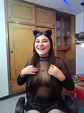 Danielle-April from StripChat is Freechat