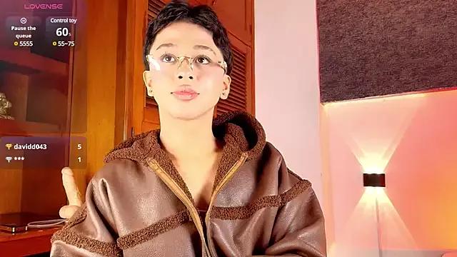 Photos of Dante_bre from StripChat is Freechat