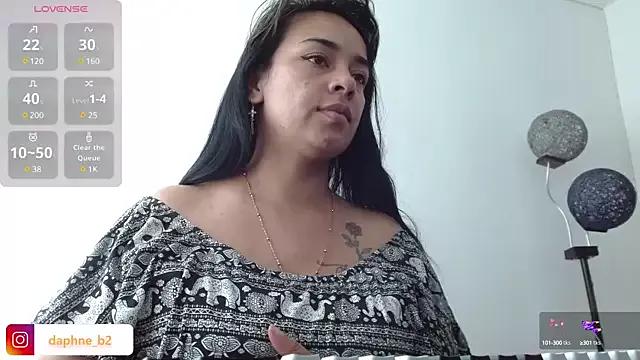 Daphne_brown_ from StripChat is Freechat