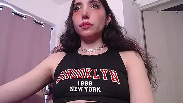 Girls: Stay up-to-date with the new immersive cumshows range and check-out the cutest escorts exhibit their wet clitoris and sweet physiques as they strip off and climax.