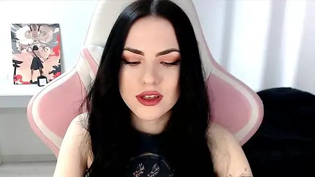 DeliciousShade from StripChat is Freechat