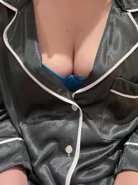 Girls: Stay up-to-date with the new immersive cumshows range and check-out the cutest escorts exhibit their wet clitoris and sweet physiques as they strip off and climax.