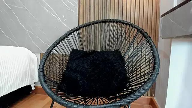 dulce_fiore07 from StripChat is Freechat