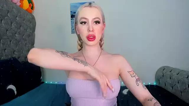 Girls: Stay up-to-date with the new immersive cumshows range and check-out the cutest escorts exhibit their wet clitoris and sweet physiques as they strip off and climax.