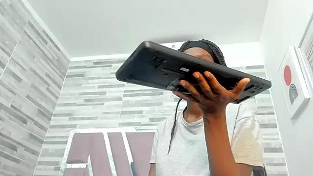 ebony_march from StripChat is Freechat