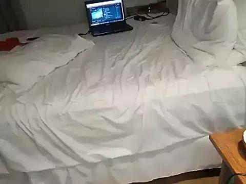 ebonye_ from StripChat is Freechat
