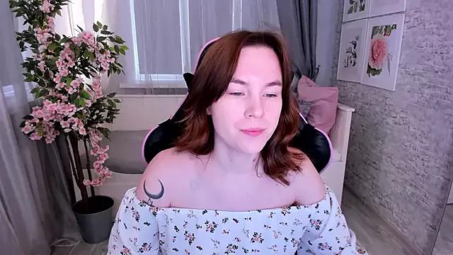 Girls: Stay up-to-date with the new immersive cumshows range and check-out the cutest escorts exhibit their wet clitoris and sweet physiques as they strip off and climax.
