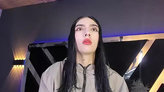 Emiliaponce from StripChat is Freechat