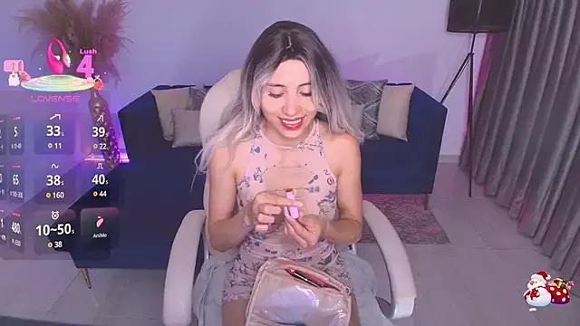Girls: Stay up-to-date with the new immersive cumshows range and check-out the cutest escorts exhibit their wet clitoris and sweet physiques as they strip off and climax.