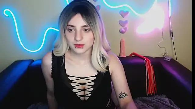 Girls: Stay up-to-date with the new immersive cumshows range and check-out the cutest escorts exhibit their wet clitoris and sweet physiques as they strip off and climax.