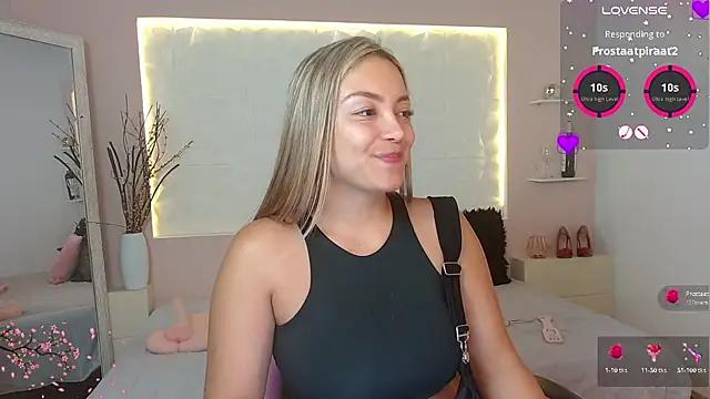 Girls: Stay up-to-date with the new immersive cumshows range and check-out the cutest escorts exhibit their wet clitoris and sweet physiques as they strip off and climax.