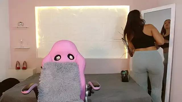 Girls: Stay up-to-date with the new immersive cumshows range and check-out the cutest escorts exhibit their wet clitoris and sweet physiques as they strip off and climax.