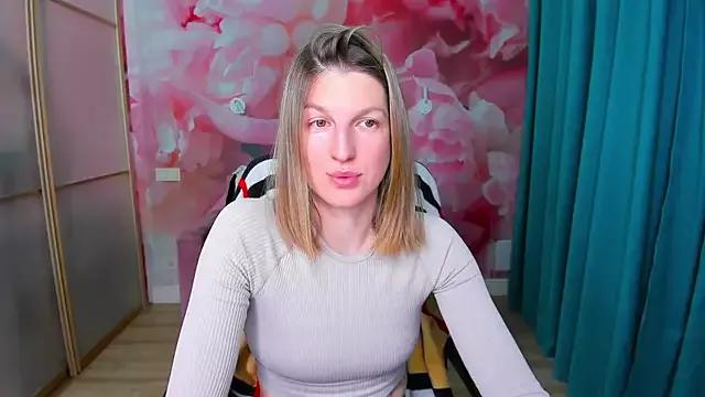 Girls: Stay up-to-date with the new immersive cumshows range and check-out the cutest escorts exhibit their wet clitoris and sweet physiques as they strip off and climax.