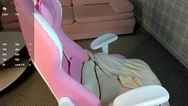 Emma_Reeed from StripChat