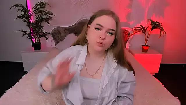 Girls: Stay up-to-date with the new immersive cumshows range and check-out the cutest escorts exhibit their wet clitoris and sweet physiques as they strip off and climax.