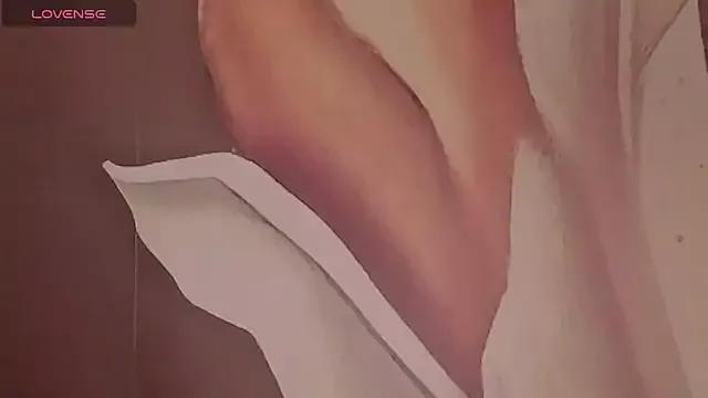 Girls: Stay up-to-date with the new immersive cumshows range and check-out the cutest escorts exhibit their wet clitoris and sweet physiques as they strip off and climax.