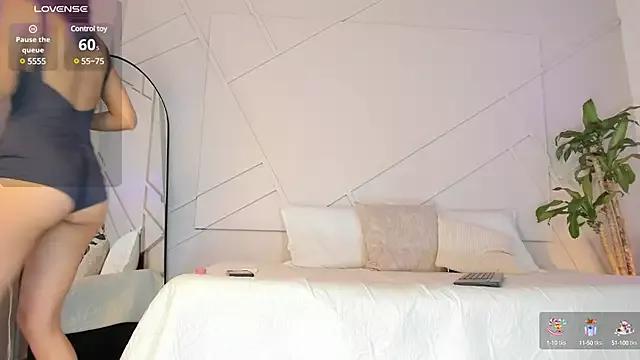 EvaWilde_ from StripChat is Freechat