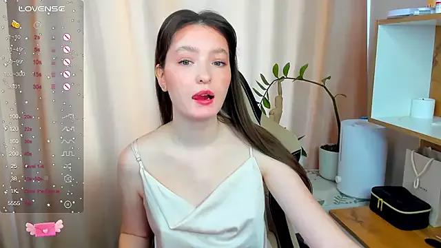 Fairyy_Moon from StripChat is Freechat