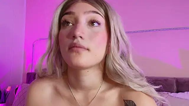 Girls: Stay up-to-date with the new immersive cumshows range and check-out the cutest escorts exhibit their wet clitoris and sweet physiques as they strip off and climax.