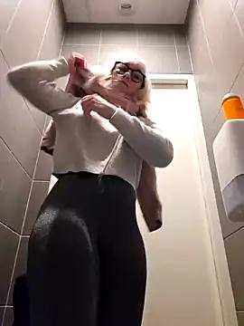 Girls: Stay up-to-date with the new immersive cumshows range and check-out the cutest escorts exhibit their wet clitoris and sweet physiques as they strip off and climax.