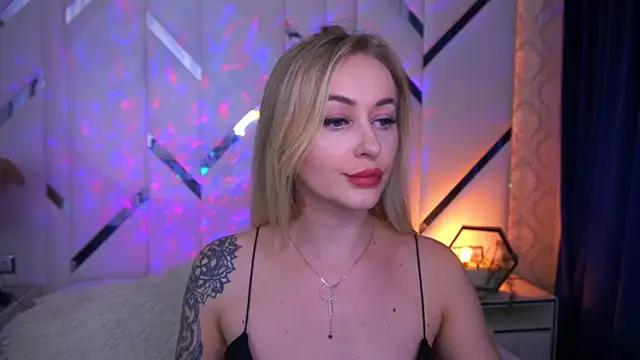 Girls: Stay up-to-date with the new immersive cumshows range and check-out the cutest escorts exhibit their wet clitoris and sweet physiques as they strip off and climax.