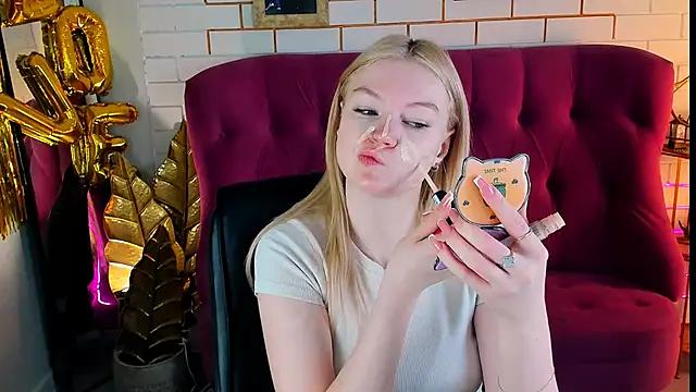 Girls: Stay up-to-date with the new immersive cumshows range and check-out the cutest escorts exhibit their wet clitoris and sweet physiques as they strip off and climax.