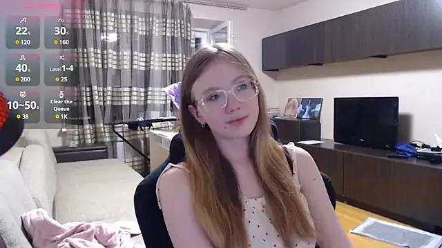 GuinevereDollins from StripChat is Freechat
