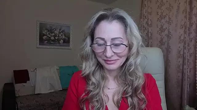 Habibi_Honeyy from StripChat is Freechat