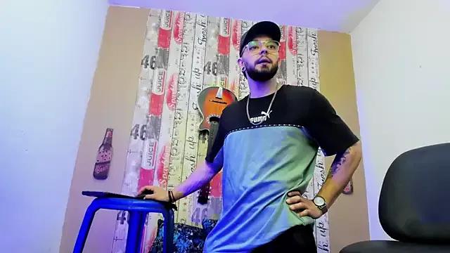 Hades_1906 from StripChat is Freechat