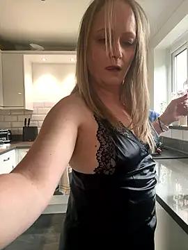 Girls: Stay up-to-date with the new immersive cumshows range and check-out the cutest escorts exhibit their wet clitoris and sweet physiques as they strip off and climax.