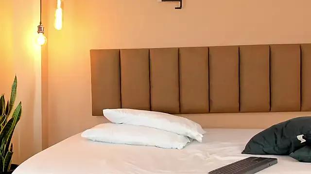 honeygray02 from StripChat is Freechat