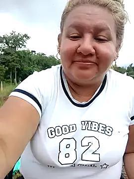 HORNY_MATURE25 from StripChat is Freechat