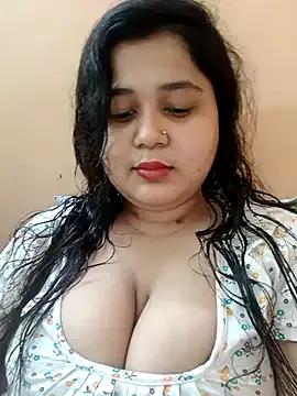 Get enchanted by the vitality and moves of our squirting, brunette and solo webcams. With their steamy costumes and masturbating shows, our gay-couples and nonude cam models are a sight to behold.