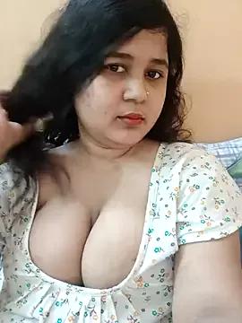 Get enchanted by the vitality and moves of our squirting, brunette and solo webcams. With their steamy costumes and masturbating shows, our gay-couples and nonude cam models are a sight to behold.