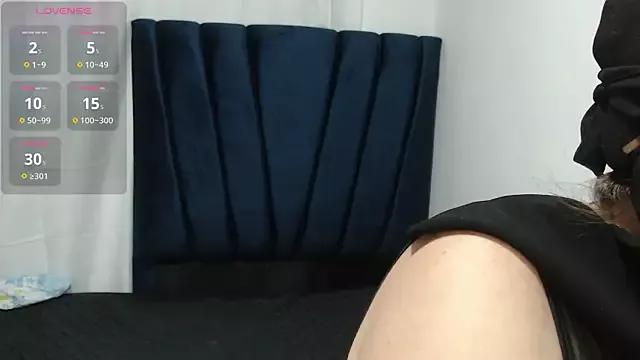 iamxamira from StripChat is Freechat