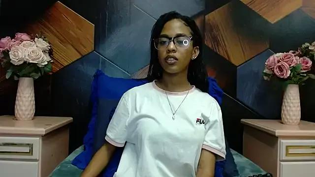 IndianSativa1 from StripChat is Freechat