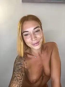 Girls ecstasy: Improve your chatting skills with these steamy streamers, and dive into the immersive world of exposed attraction.