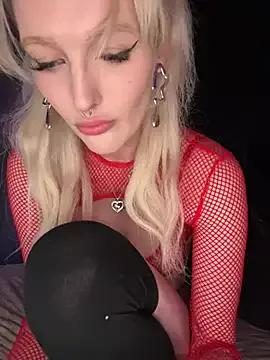 Girls: Stay up-to-date with the new immersive cumshows range and check-out the cutest escorts exhibit their wet clitoris and sweet physiques as they strip off and climax.