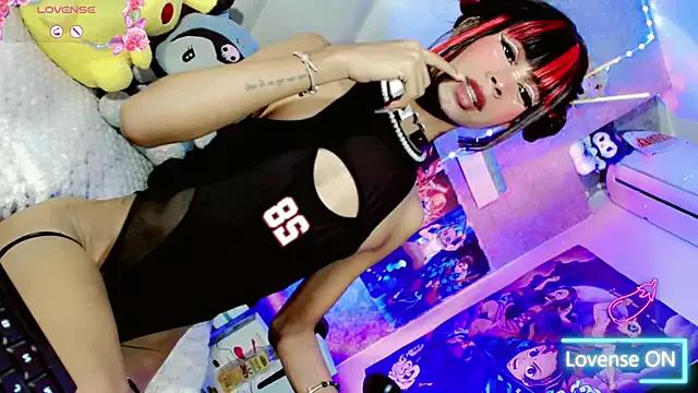 Jadee_Ariell from StripChat is Freechat