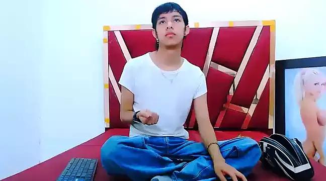 james_hotters from StripChat is Freechat