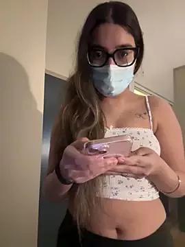 Girls ecstasy: Improve your chatting skills with these steamy streamers, and dive into the immersive world of exposed attraction.