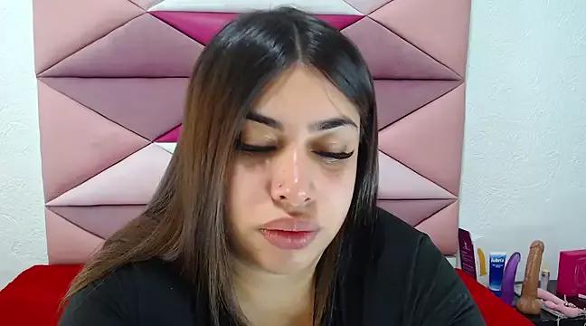 jazminslut from StripChat is Freechat