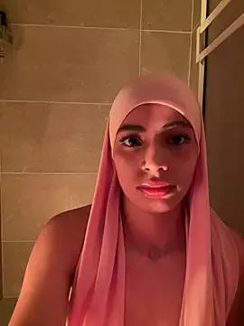 jhalila from StripChat is Freechat