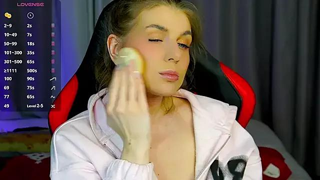 Girls: Stay up-to-date with the new immersive cumshows range and check-out the cutest escorts exhibit their wet clitoris and sweet physiques as they strip off and climax.