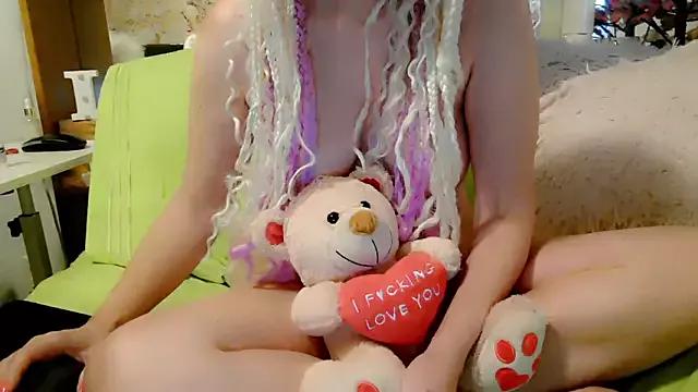 Photos of Kaaarinaa from StripChat is Freechat