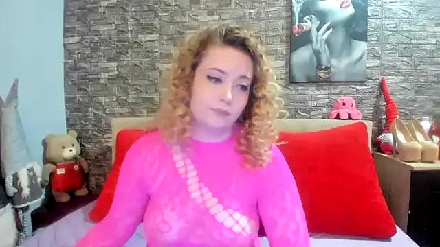 Girls: Stay up-to-date with the new immersive cumshows range and check-out the cutest escorts exhibit their wet clitoris and sweet physiques as they strip off and climax.